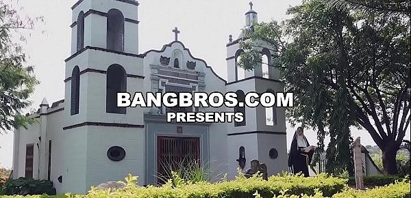  BANGBROS - Sacrilegious REAL LIFE Former Nun Yudi Pineda Has Secret Desires